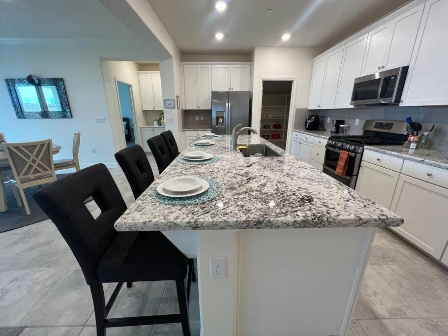 Brand-New, Beautiful & Stylish Home In Sacramento! Zewnętrze zdjęcie