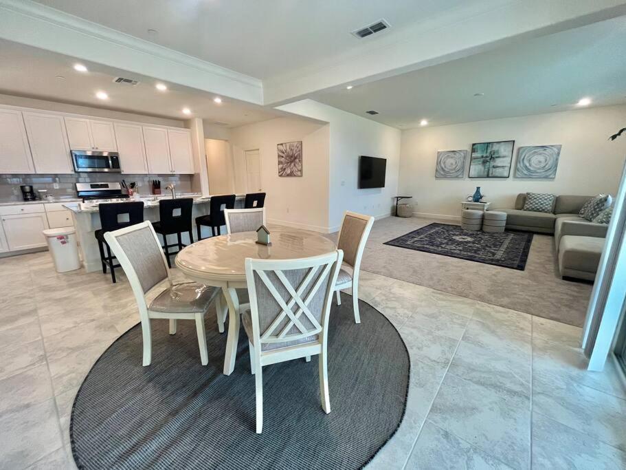 Brand-New, Beautiful & Stylish Home In Sacramento! Zewnętrze zdjęcie
